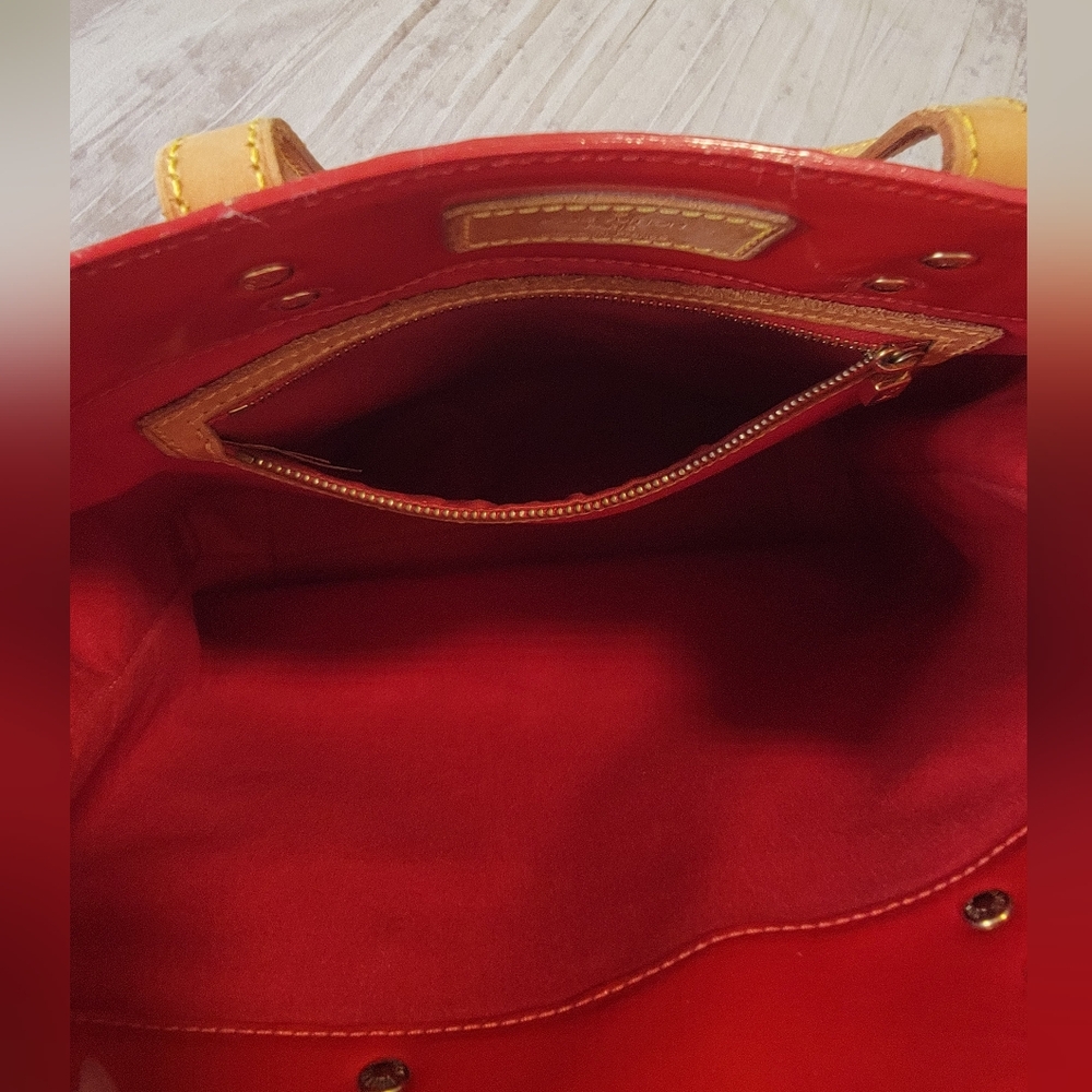 LOUIS VUITTON Monogram Vernis Reade MM Hand Bag Red Rouge LV Auth With Dust Bag - Picture 7 of 12